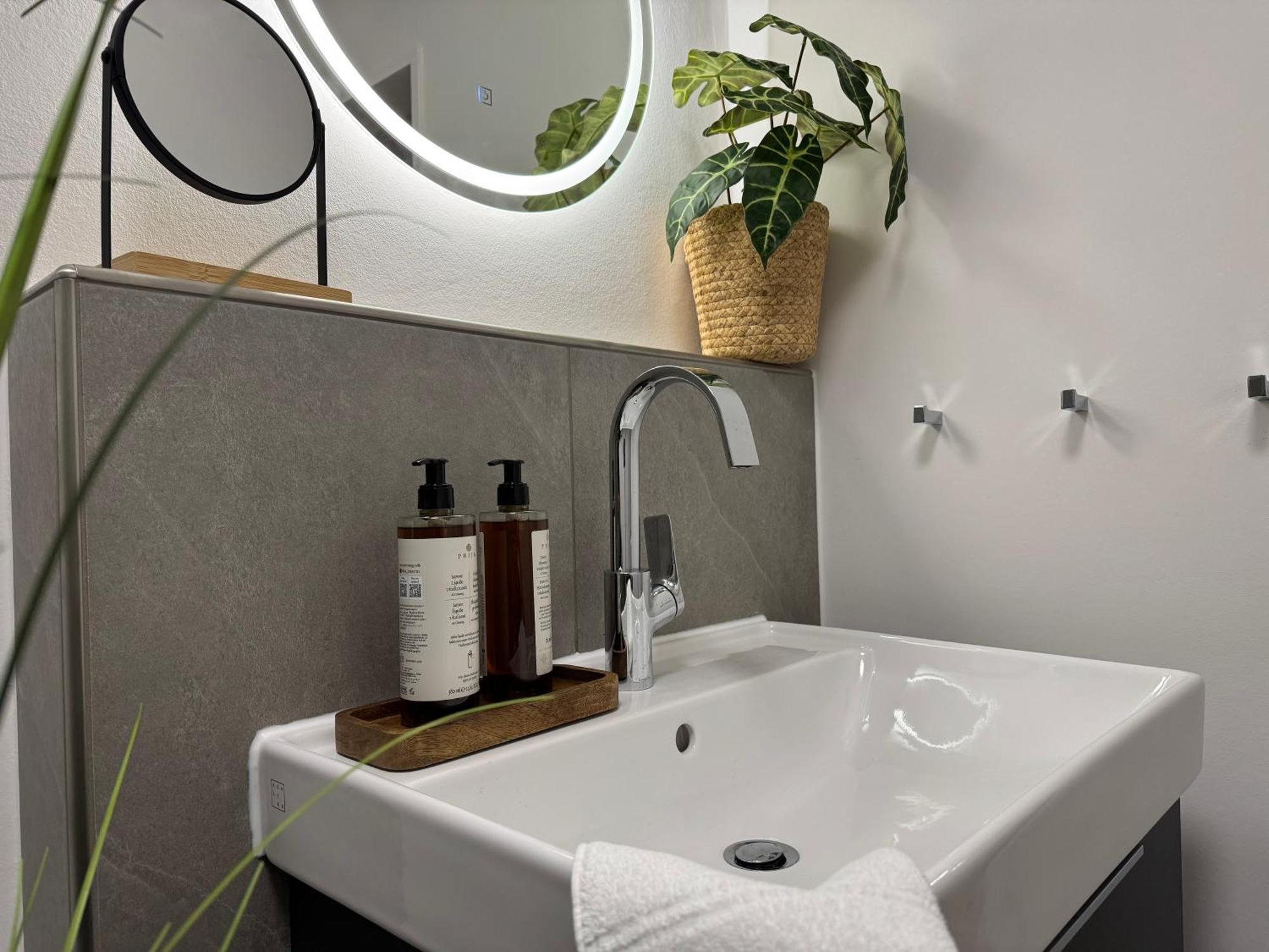 ברמן Mel&Bens Modern Oak-Apartments Fuer Bis Zu 12 Personen מראה חיצוני תמונה